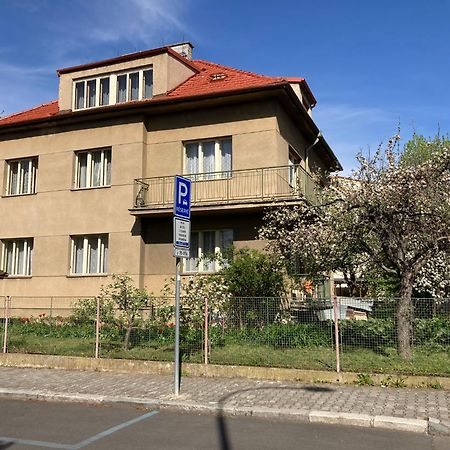 Spacious Apartment - Free Parking! Praga Exterior foto