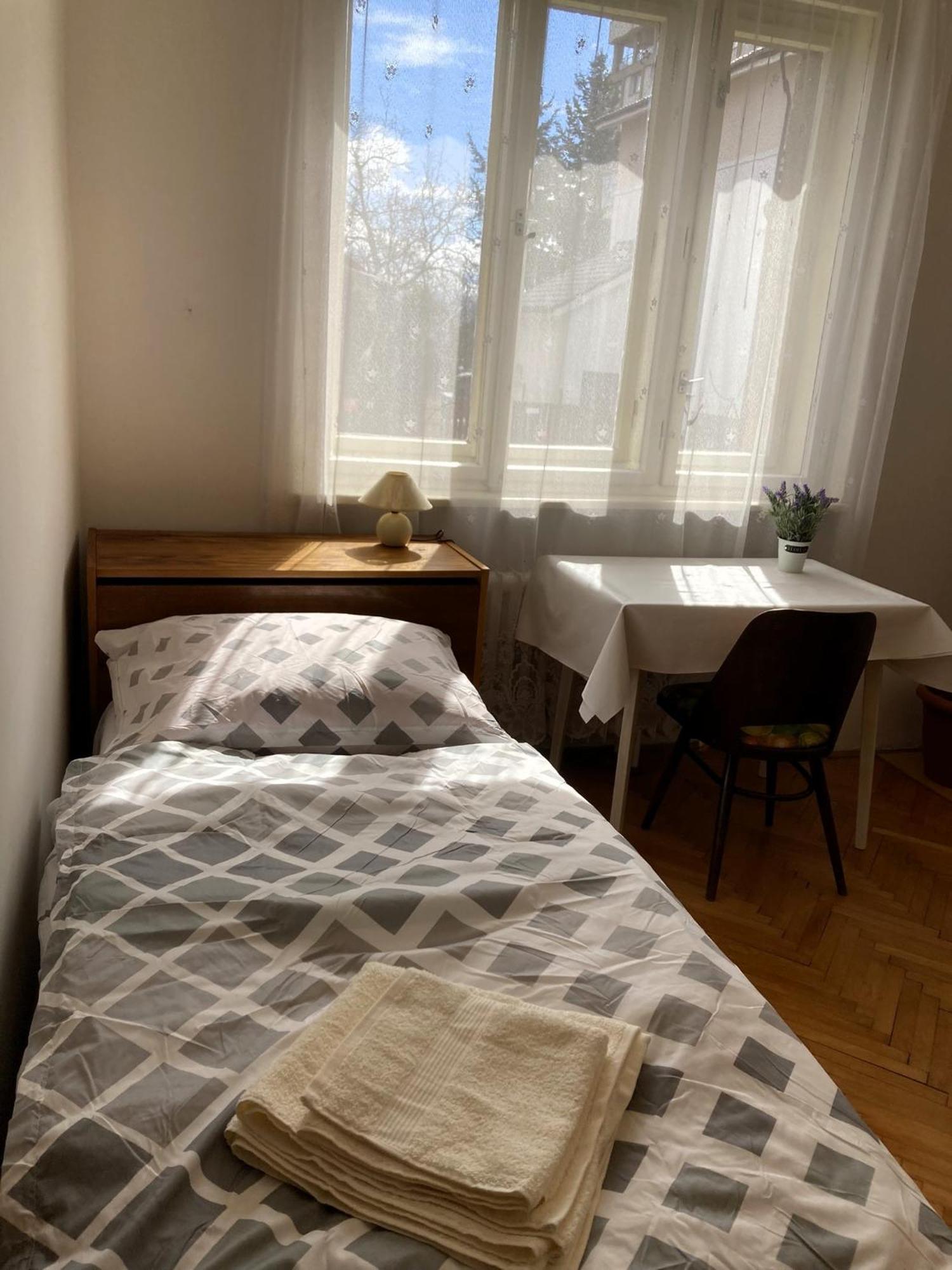 Spacious Apartment - Free Parking! Praga Exterior foto