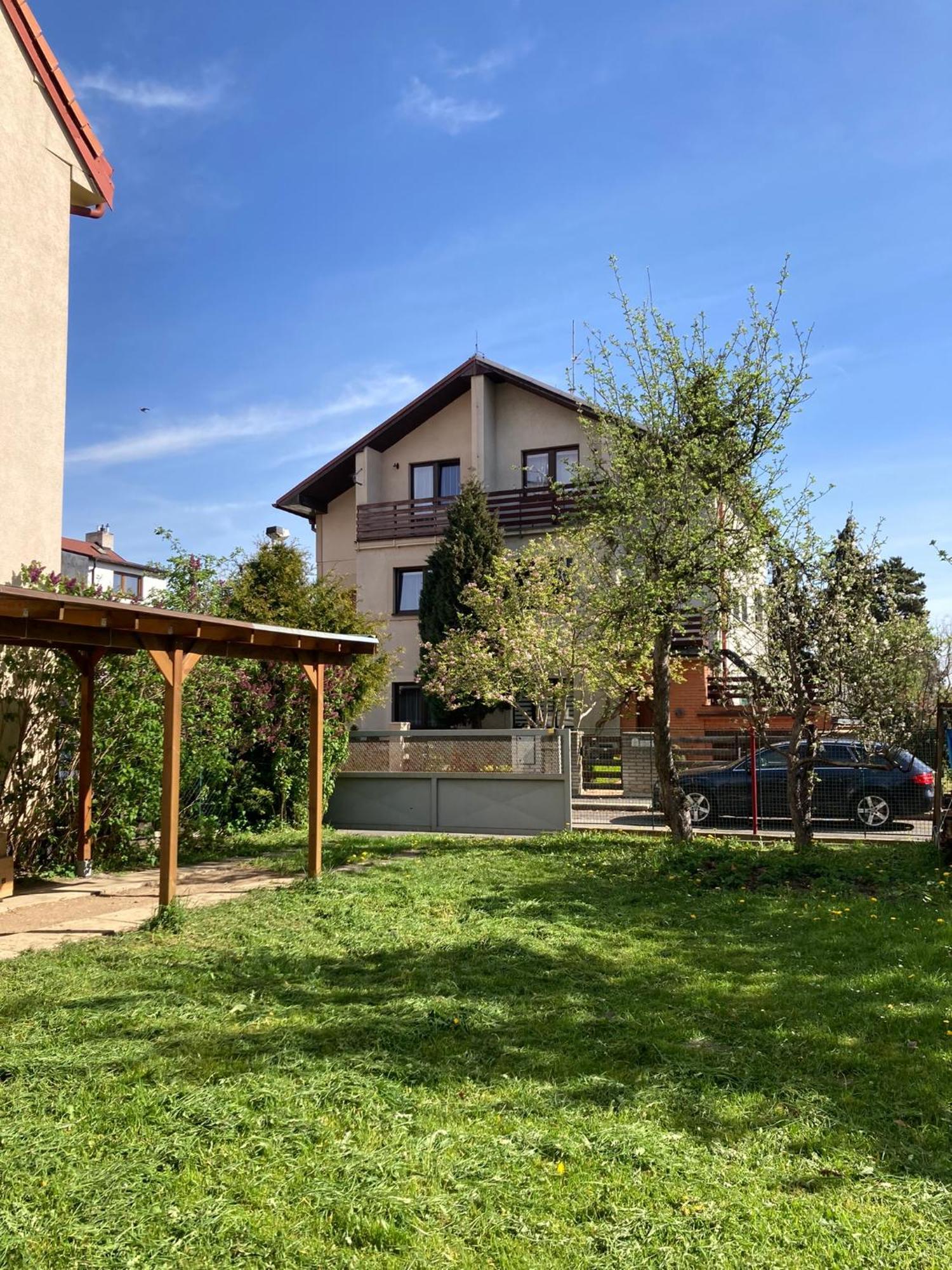 Spacious Apartment - Free Parking! Praga Exterior foto
